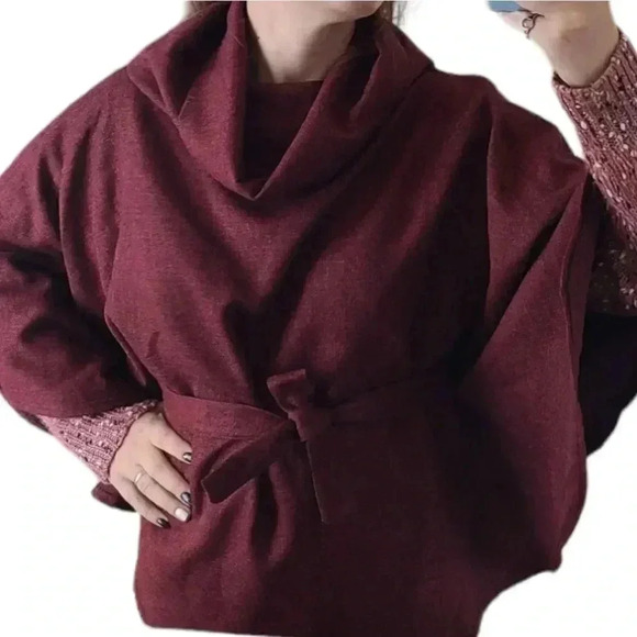COPY - Poncho with belt  - Picture 3 of 7